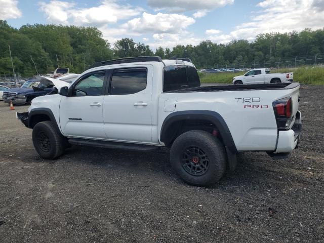 Photo 1 VIN: 3TYCZ5AN6NT070251 - TOYOTA TACOMA DOU 