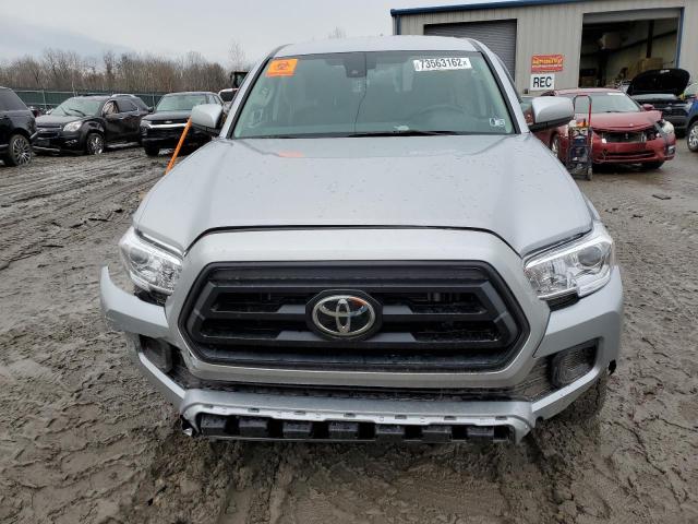 Photo 4 VIN: 3TYCZ5AN6NT086613 - TOYOTA TACOMA DOU 