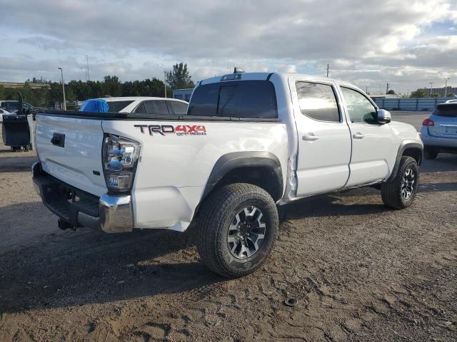 Photo 2 VIN: 3TYCZ5AN6PT105809 - TOYOTA TACOMA DOU 