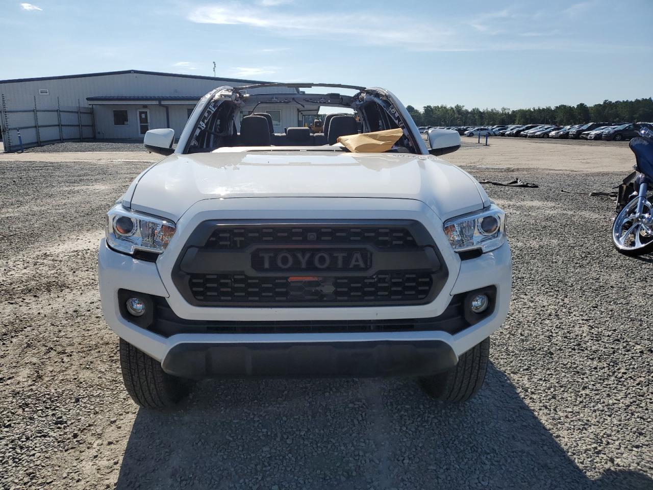 Photo 4 VIN: 3TYCZ5AN7MT049620 - TOYOTA TACOMA 