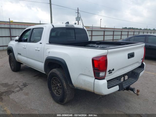 Photo 2 VIN: 3TYCZ5AN7PT114941 - TOYOTA TACOMA DOU 