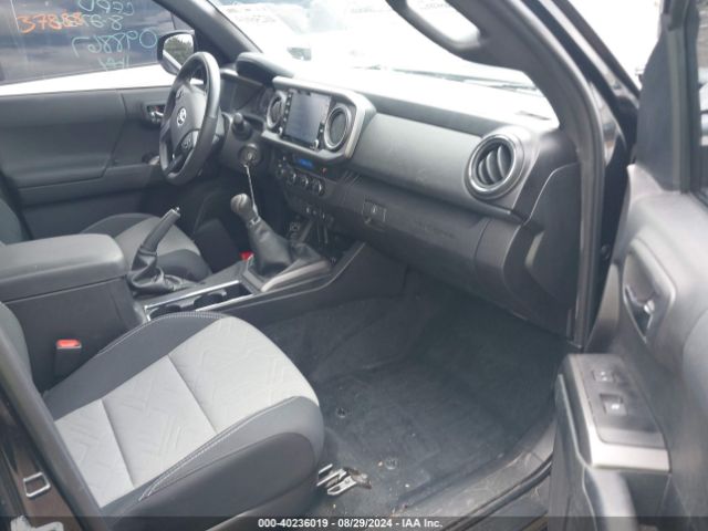 Photo 4 VIN: 3TYCZ5AN9NT098867 - TOYOTA TACOMA 