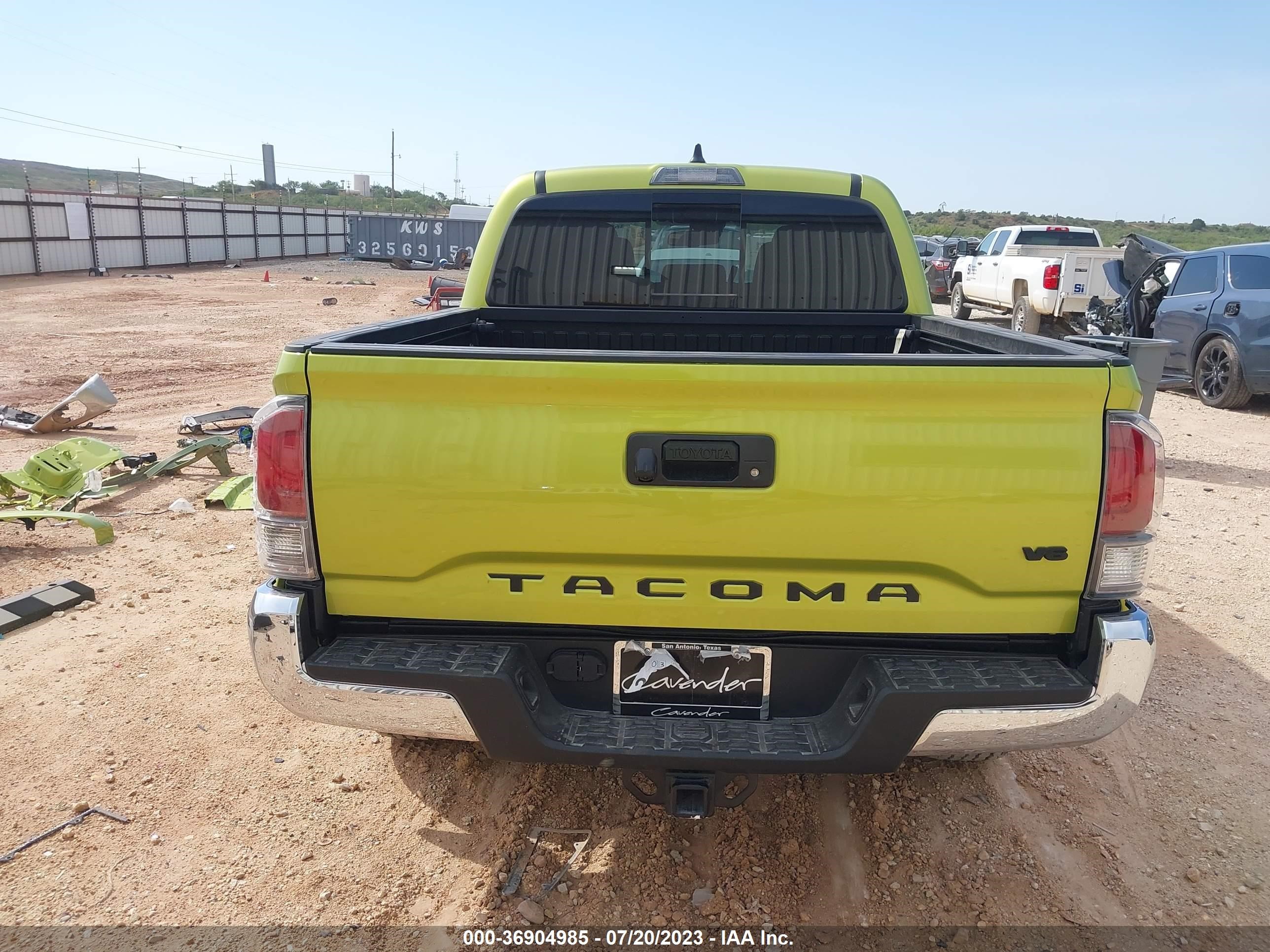 Photo 16 VIN: 3TYCZ5AN9PT132793 - TOYOTA TACOMA 