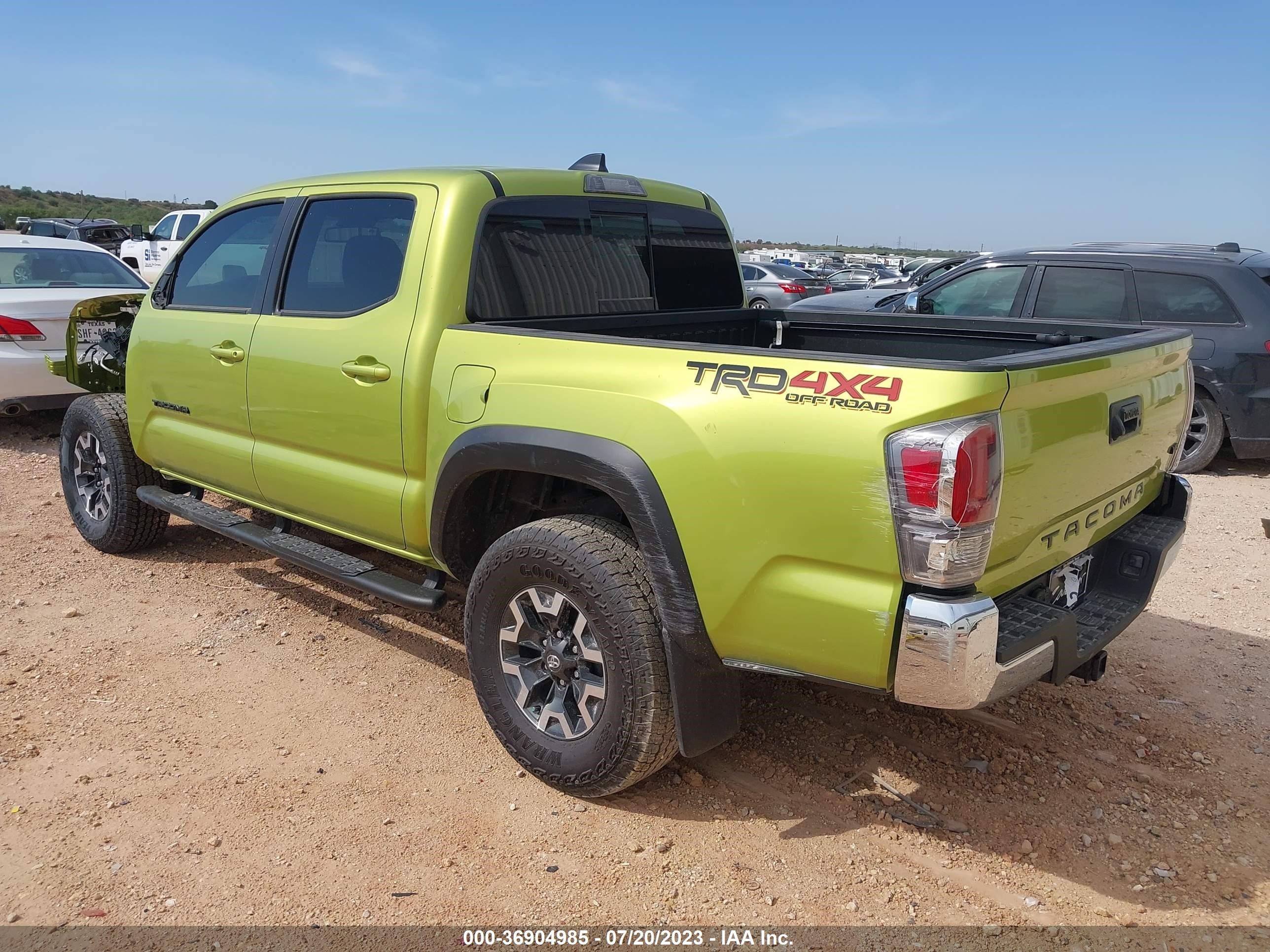 Photo 2 VIN: 3TYCZ5AN9PT132793 - TOYOTA TACOMA 