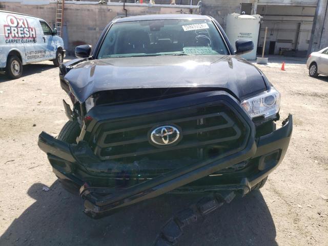 Photo 4 VIN: 3TYCZ5ANXNT083990 - TOYOTA TACOMA DOU 