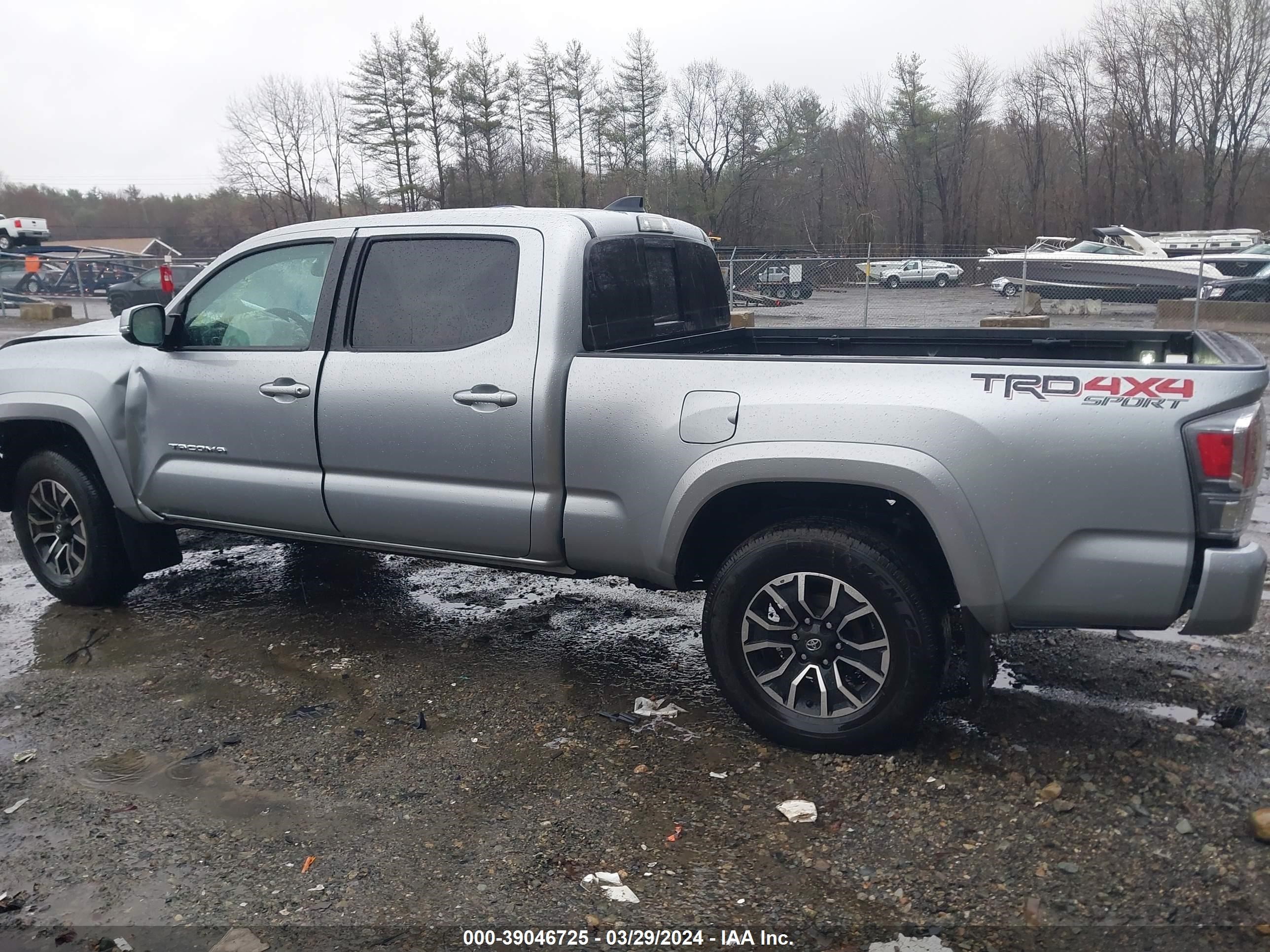 Photo 13 VIN: 3TYDZ5BN2PT026060 - TOYOTA TACOMA 