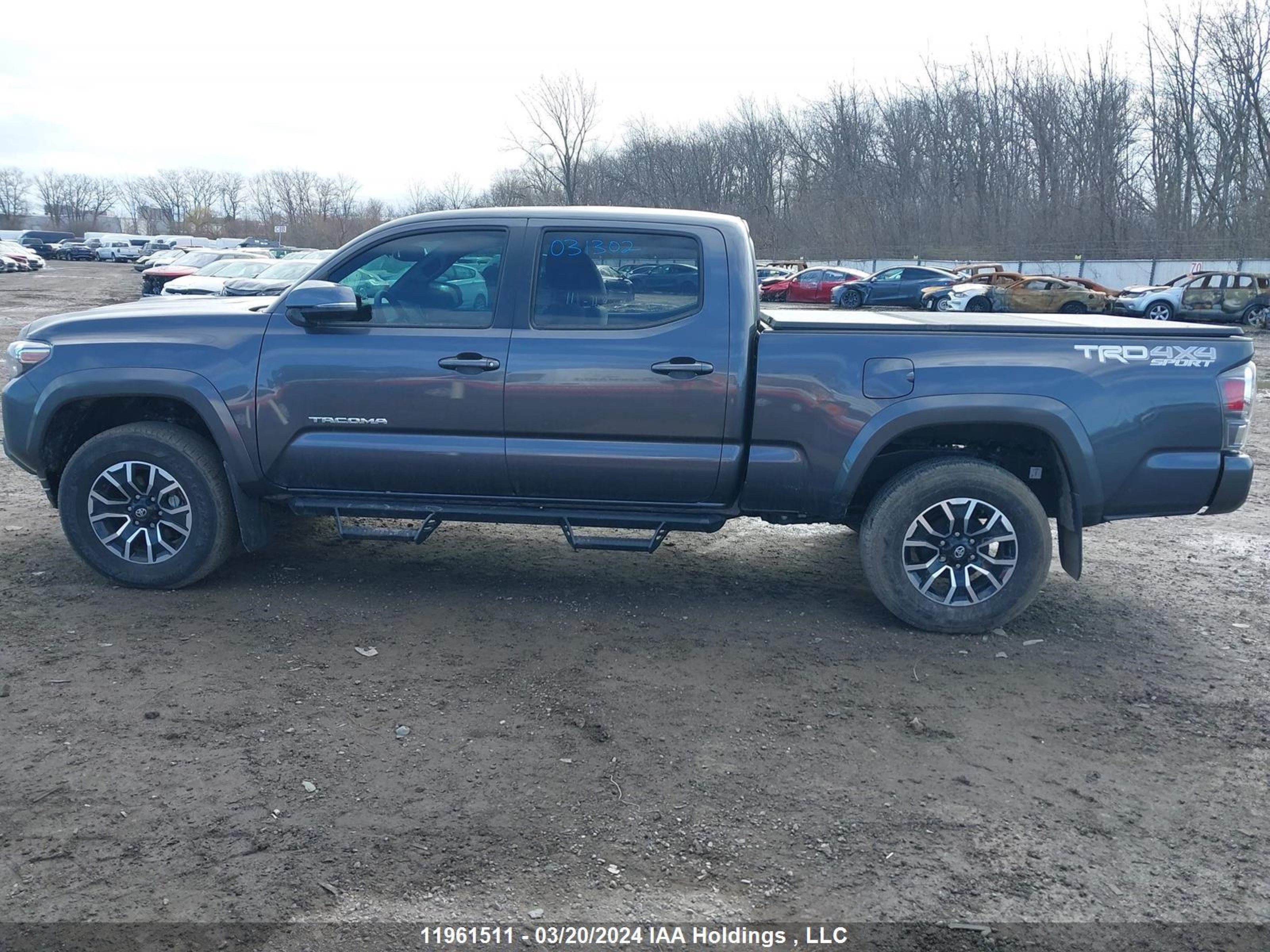 Photo 13 VIN: 3TYDZ5BN3PT031302 - TOYOTA TACOMA 