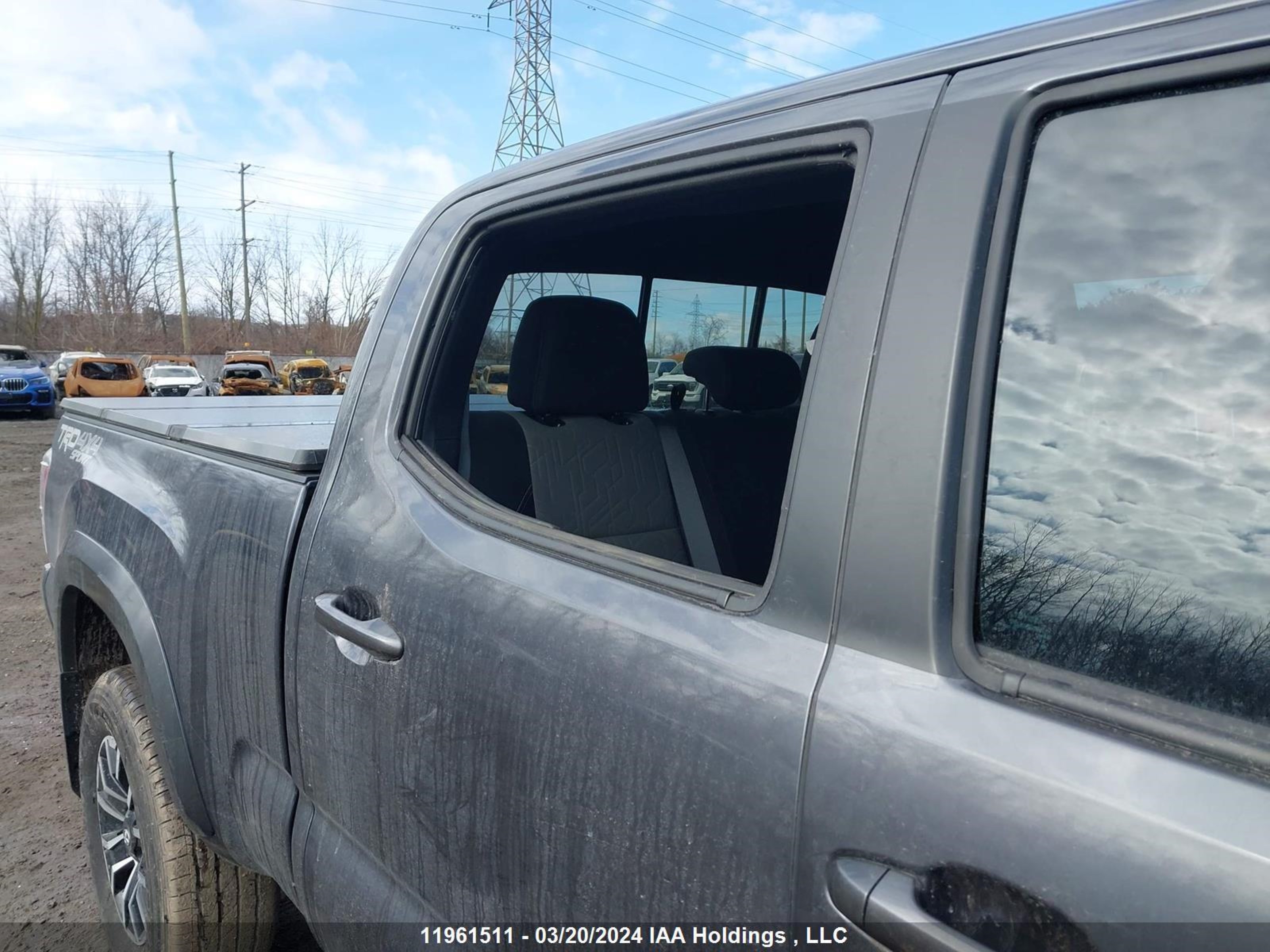 Photo 5 VIN: 3TYDZ5BN3PT031302 - TOYOTA TACOMA 