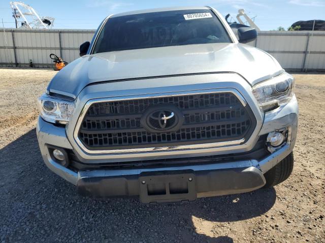 Photo 4 VIN: 3TYDZ5BN3PT033972 - TOYOTA TACOMA DOU 