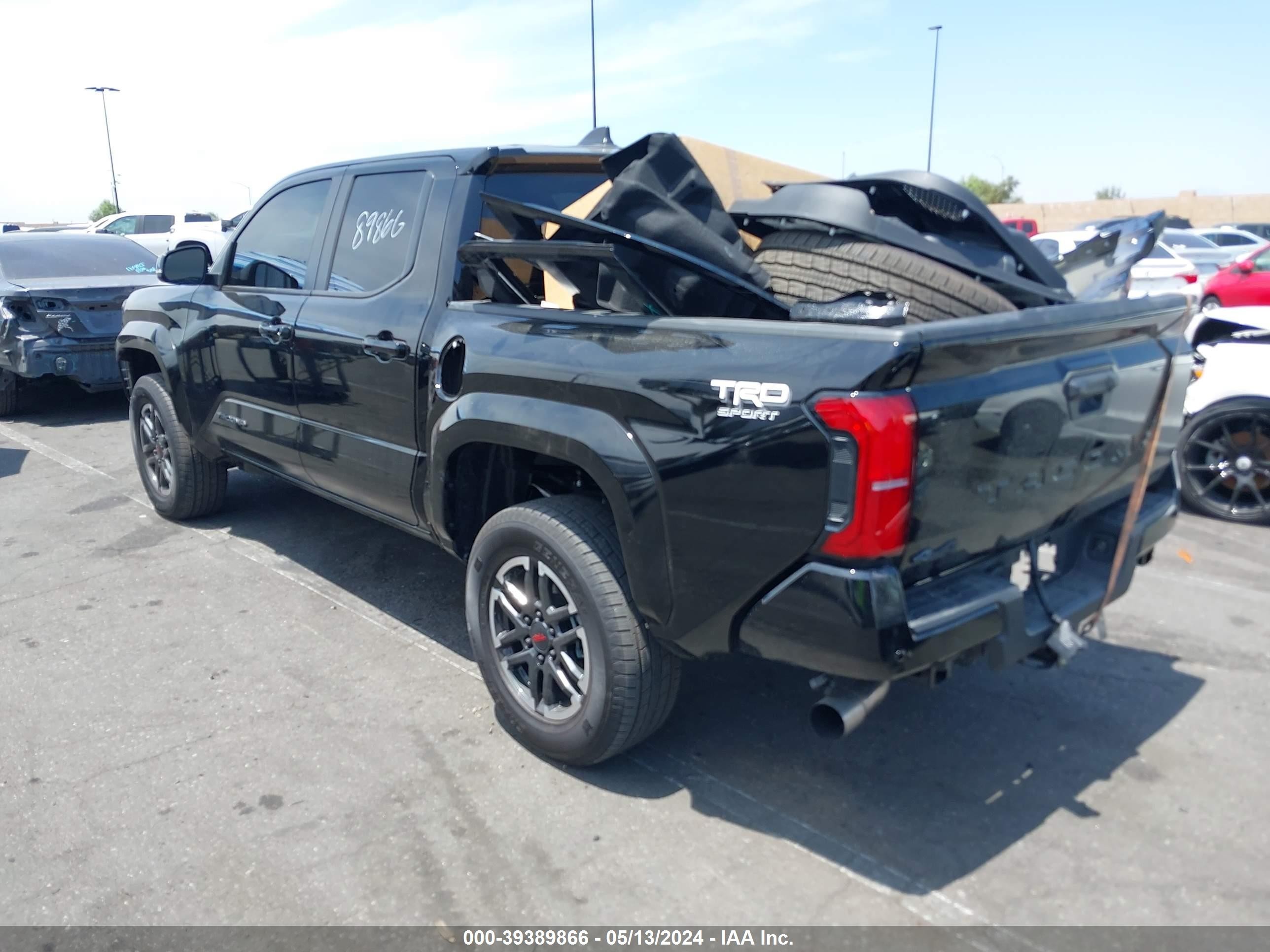 Photo 2 VIN: 3TYLB5JN2RT004080 - TOYOTA TACOMA 