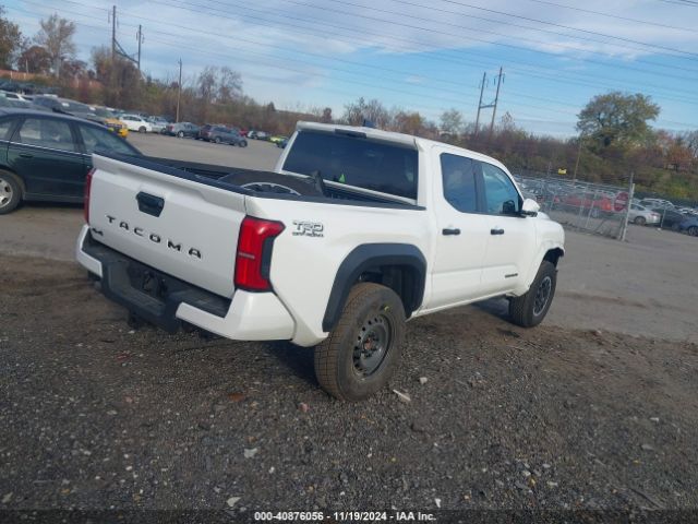 Photo 3 VIN: 3TYLB5JN6RT001778 - TOYOTA TACOMA 