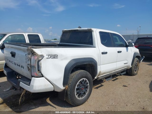 Photo 3 VIN: 3TYLB5JN7RT009467 - TOYOTA TACOMA 