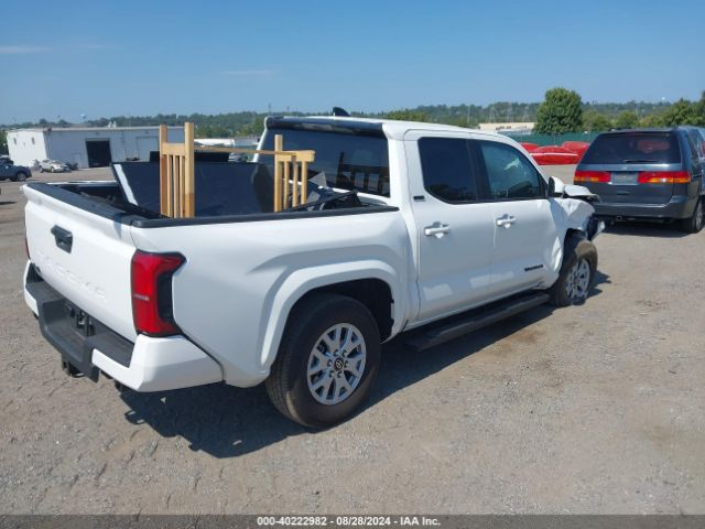 Photo 3 VIN: 3TYLB5JN8RT010157 - TOYOTA TACOMA 