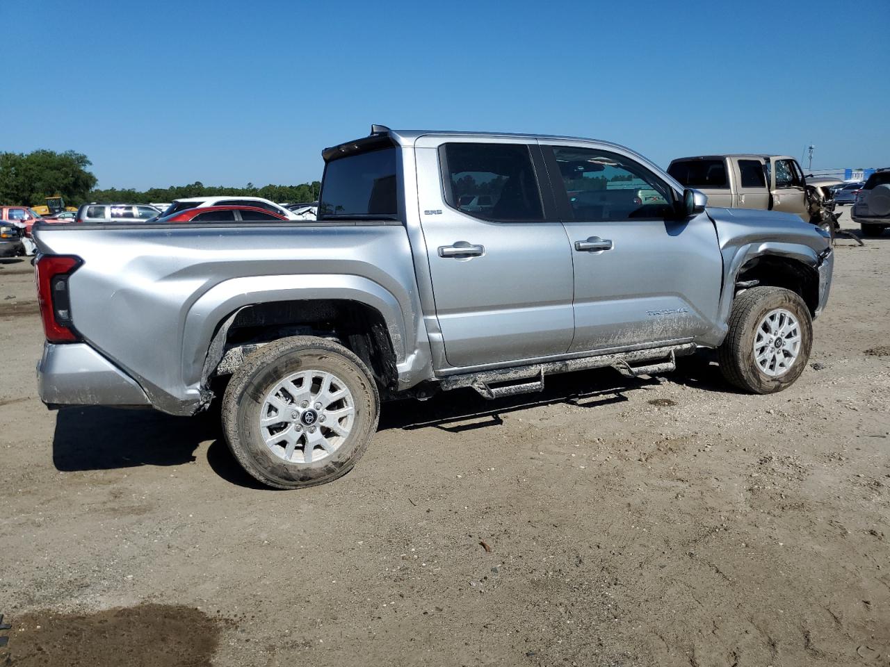 Photo 2 VIN: 3TYLB5JN8RT011437 - TOYOTA TACOMA DOU 