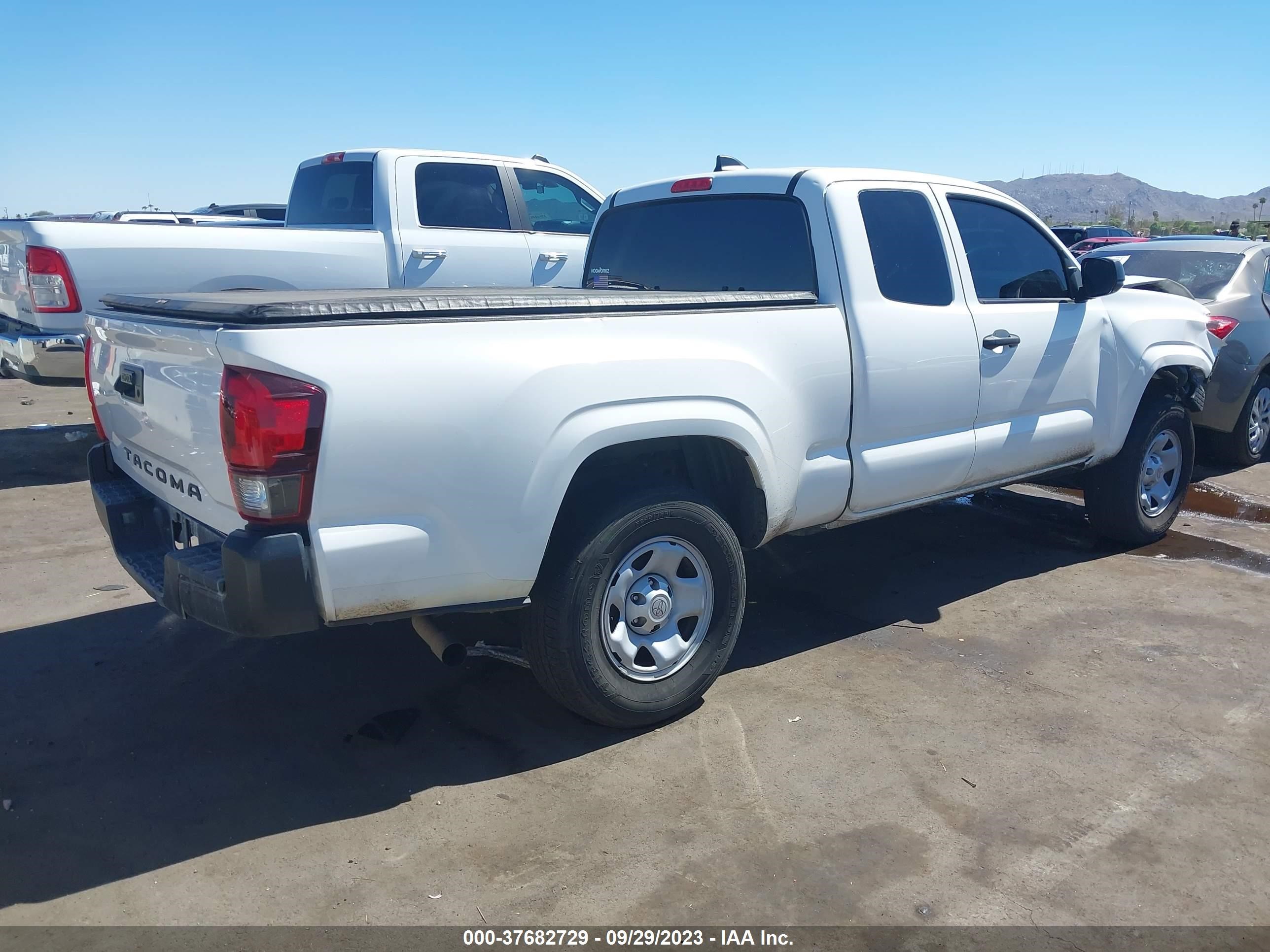 Photo 3 VIN: 3TYRX5GN3MT026598 - TOYOTA TACOMA 