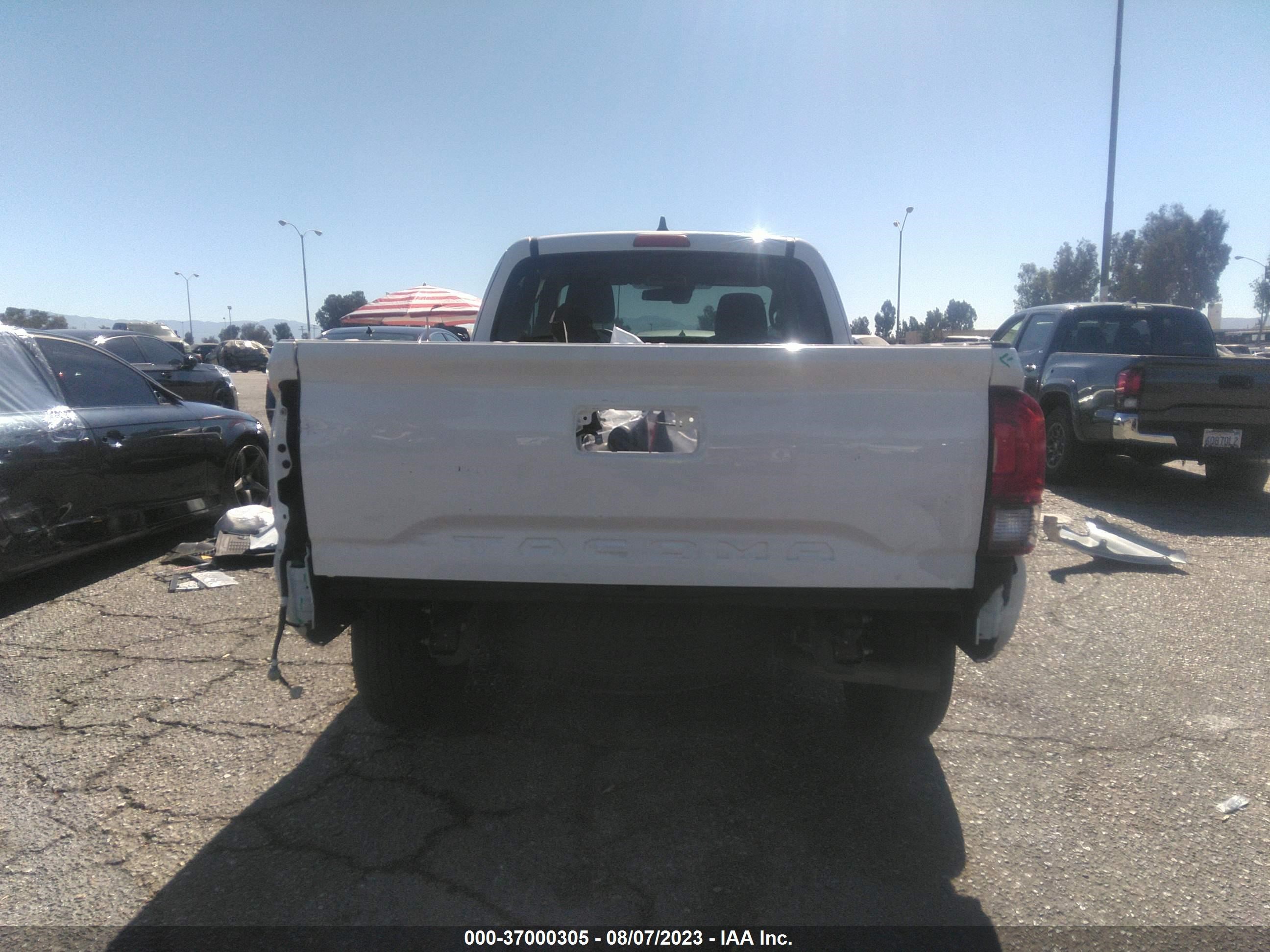 Photo 16 VIN: 3TYRX5GN5MT007230 - TOYOTA TACOMA 