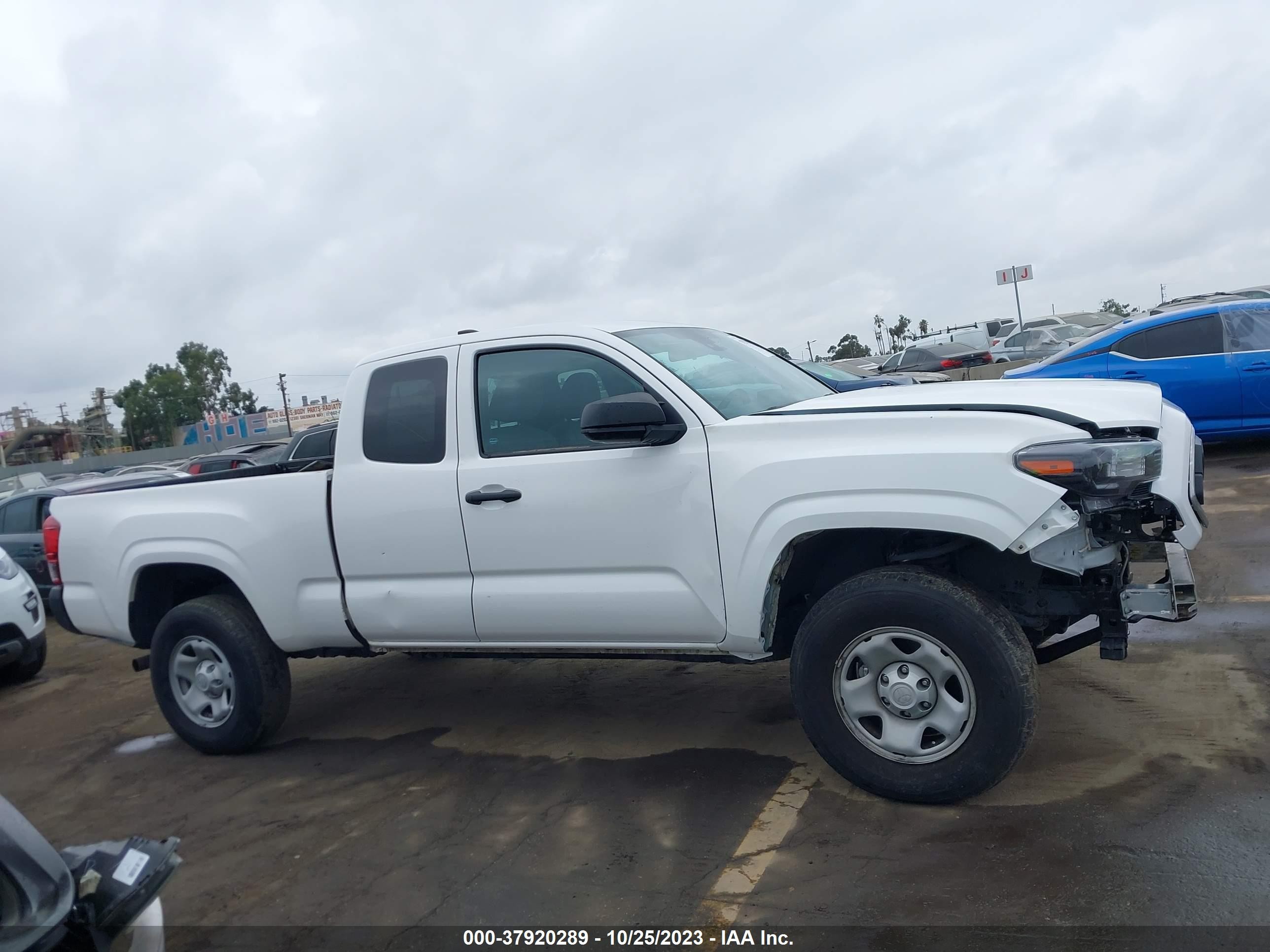 Photo 12 VIN: 3TYRX5GN5NT058079 - TOYOTA TACOMA 