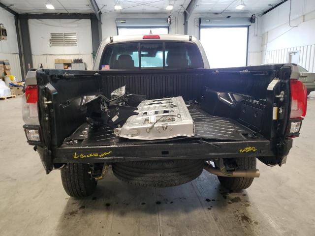 Photo 5 VIN: 3TYRX5GN6MT008001 - TOYOTA TACOMA 