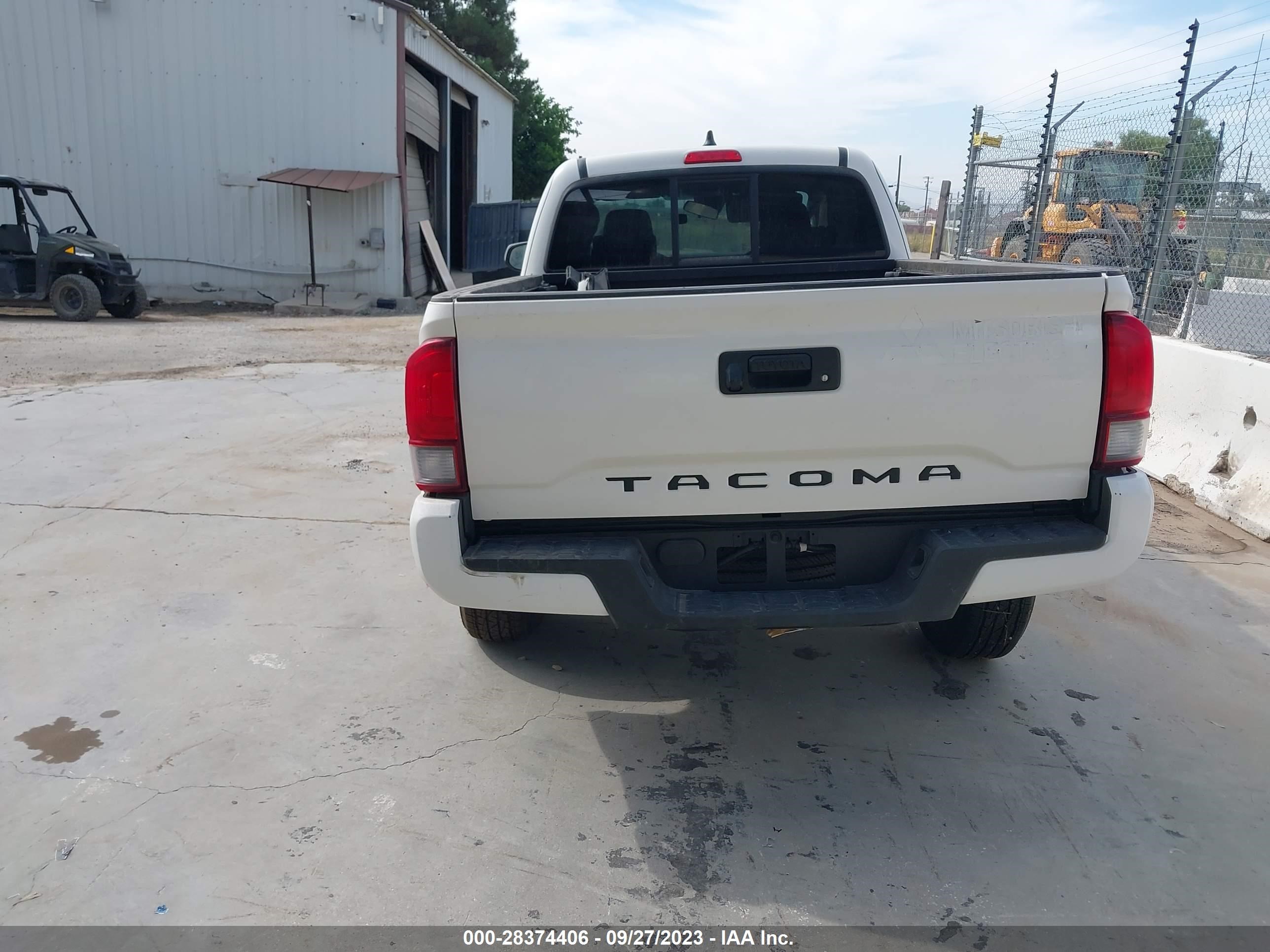 Photo 15 VIN: 3TYRX5GN7LT000620 - TOYOTA TACOMA 