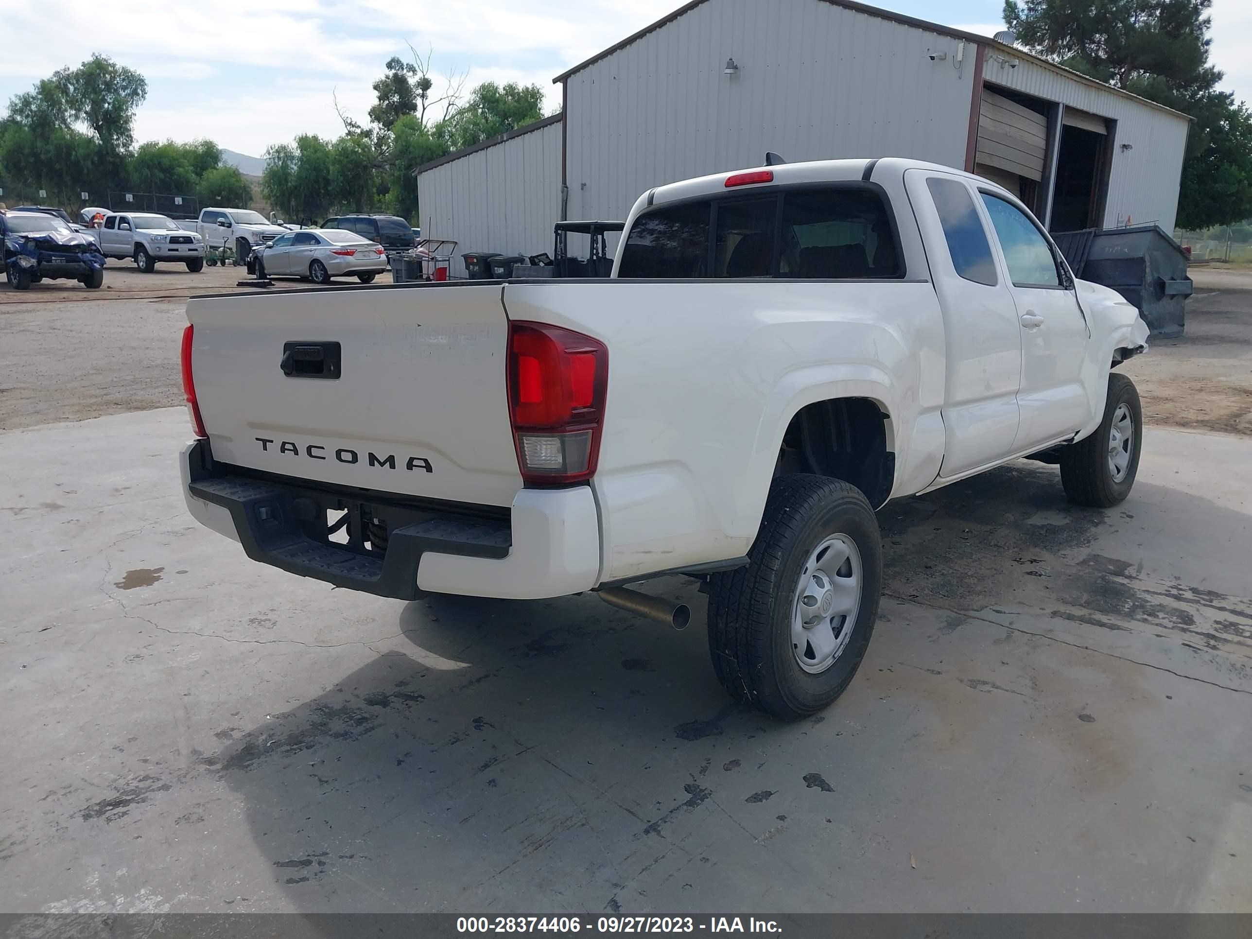 Photo 3 VIN: 3TYRX5GN7LT000620 - TOYOTA TACOMA 