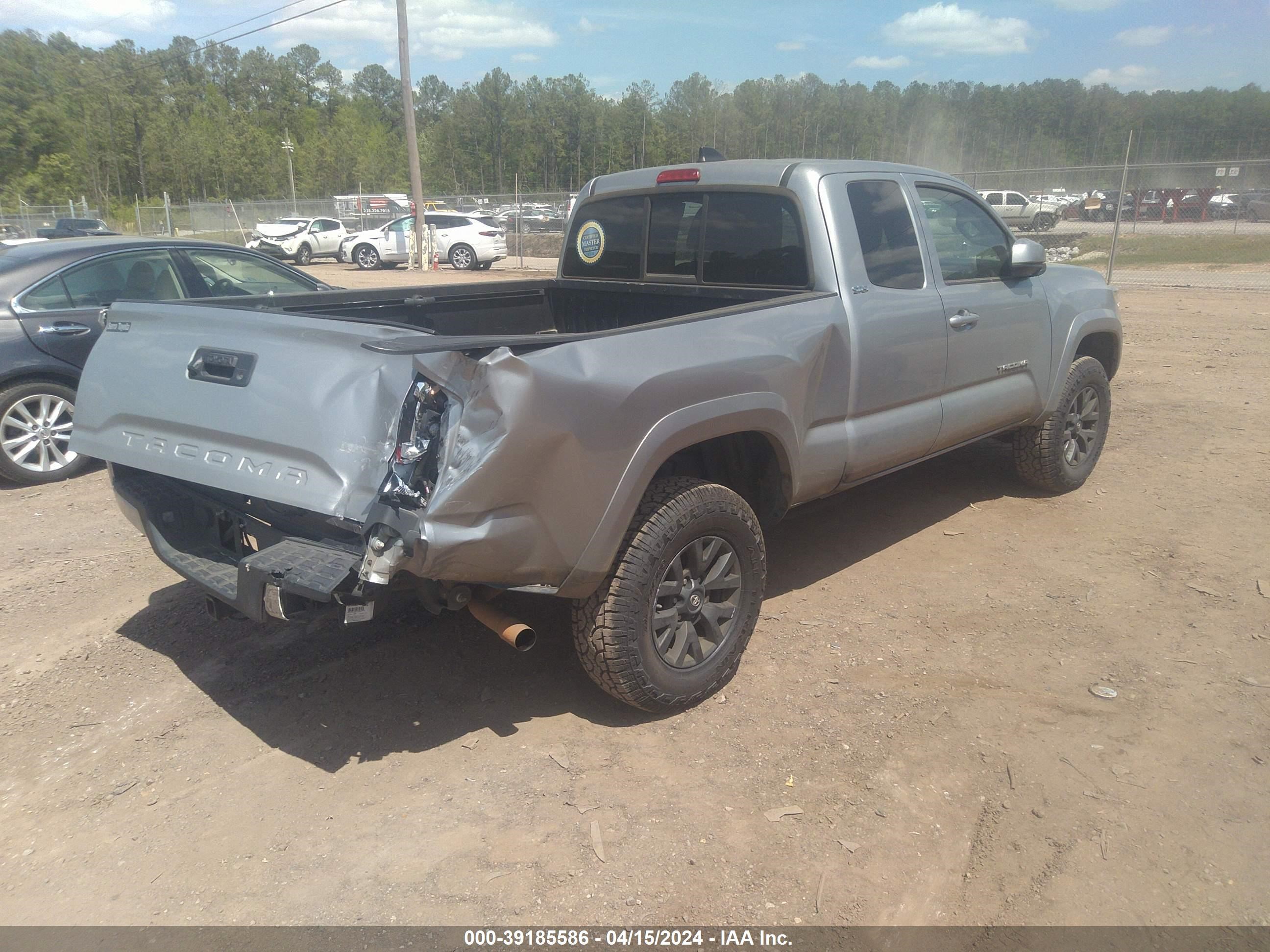 Photo 3 VIN: 3TYRX5GN9MT006615 - TOYOTA TACOMA 