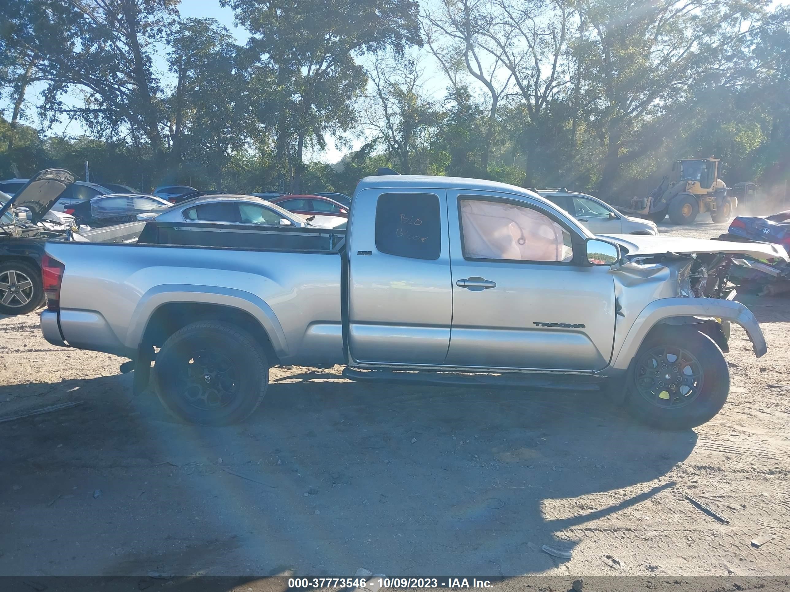 Photo 12 VIN: 3TYRZ5CNXNT015132 - TOYOTA TACOMA 