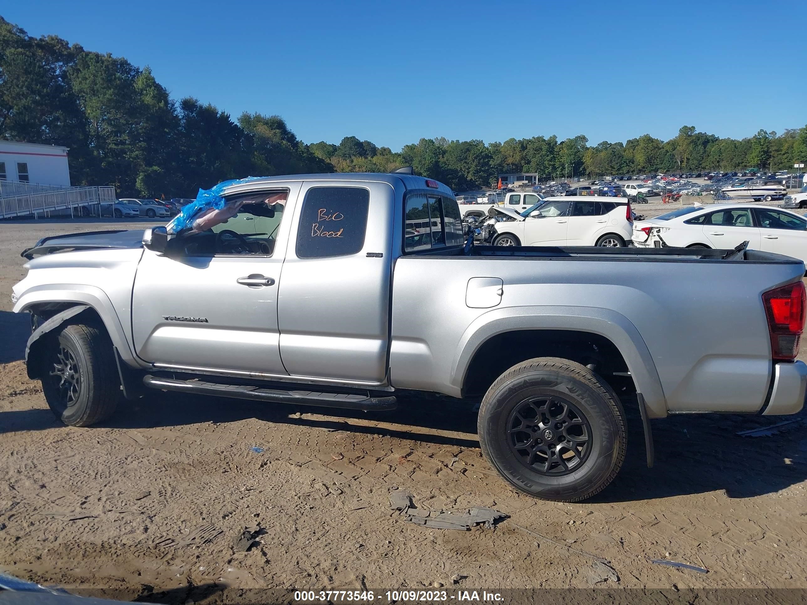 Photo 13 VIN: 3TYRZ5CNXNT015132 - TOYOTA TACOMA 