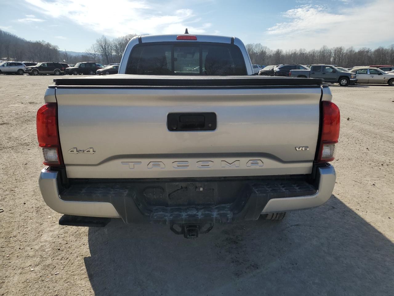 Photo 5 VIN: 3TYSZ5AN1PT106376 - TOYOTA TACOMA 