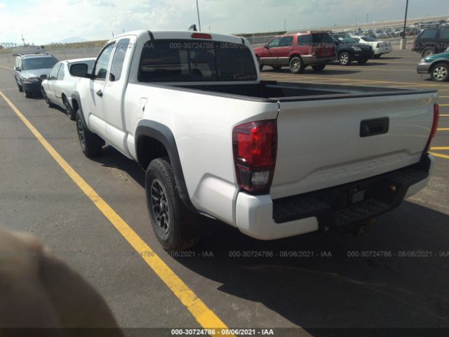 Photo 2 VIN: 3TYSZ5AN5MT017437 - TOYOTA TACOMA 4WD 