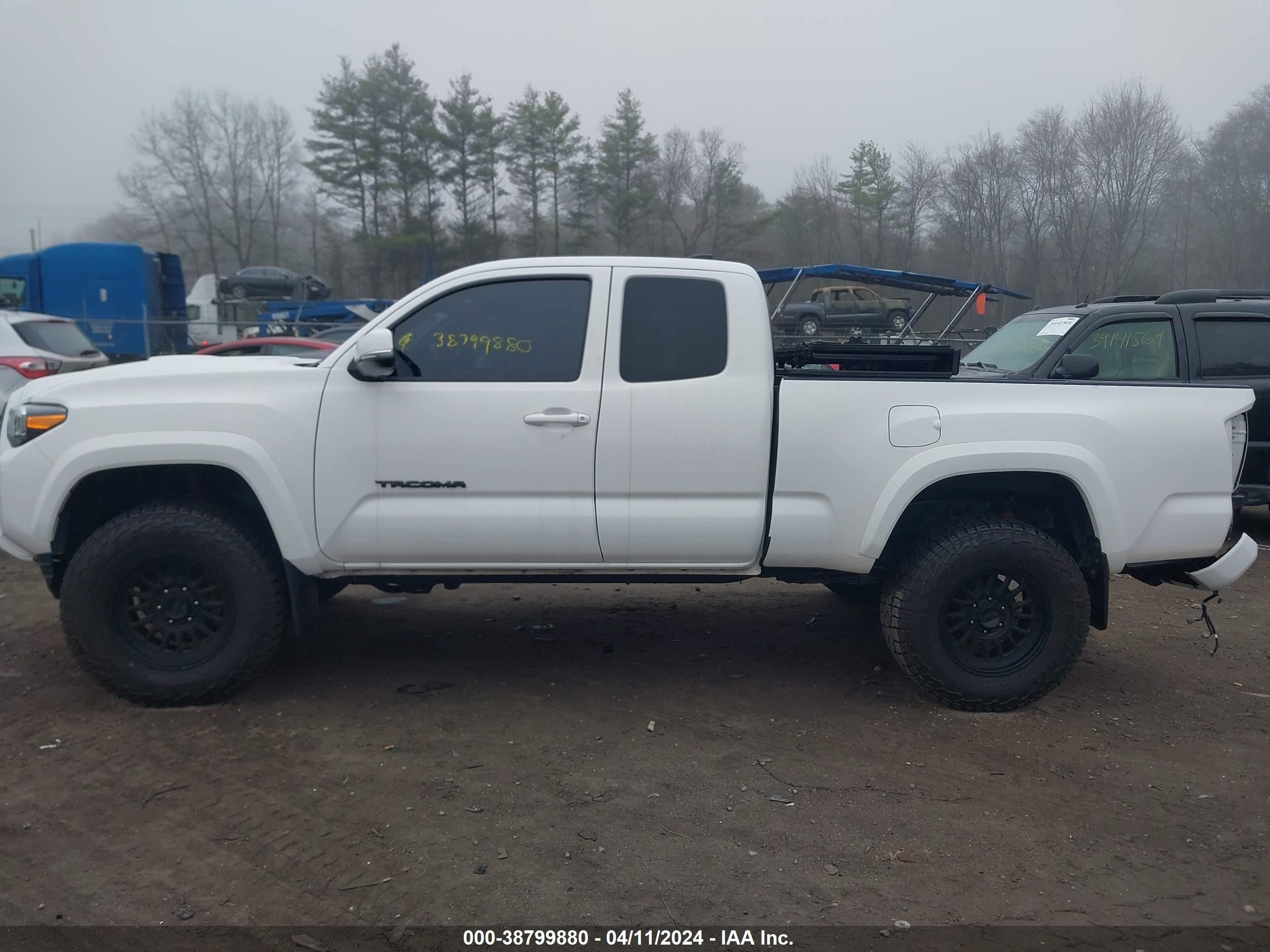 Photo 13 VIN: 3TYSZ5AN8NT080159 - TOYOTA TACOMA 