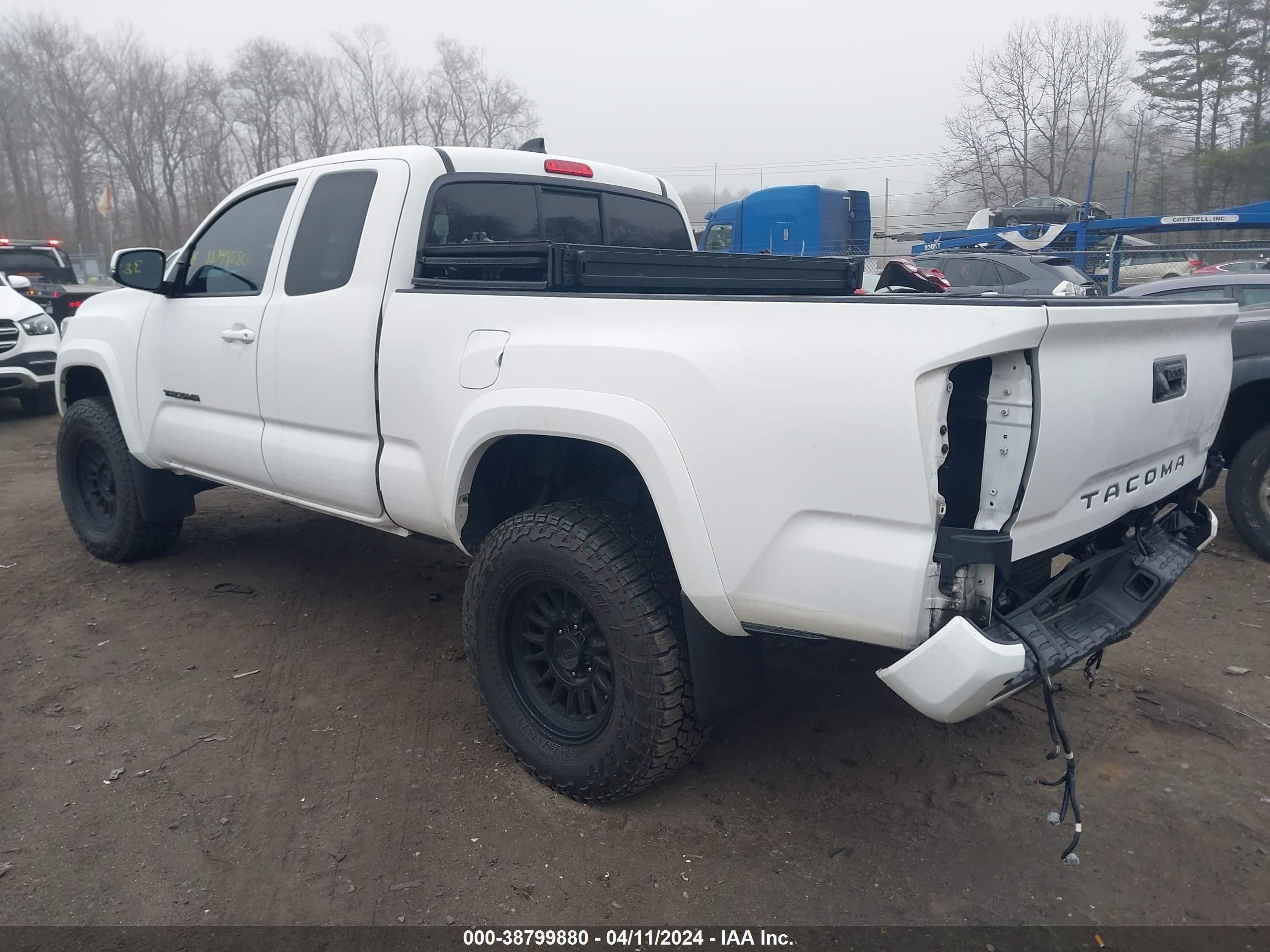 Photo 2 VIN: 3TYSZ5AN8NT080159 - TOYOTA TACOMA 