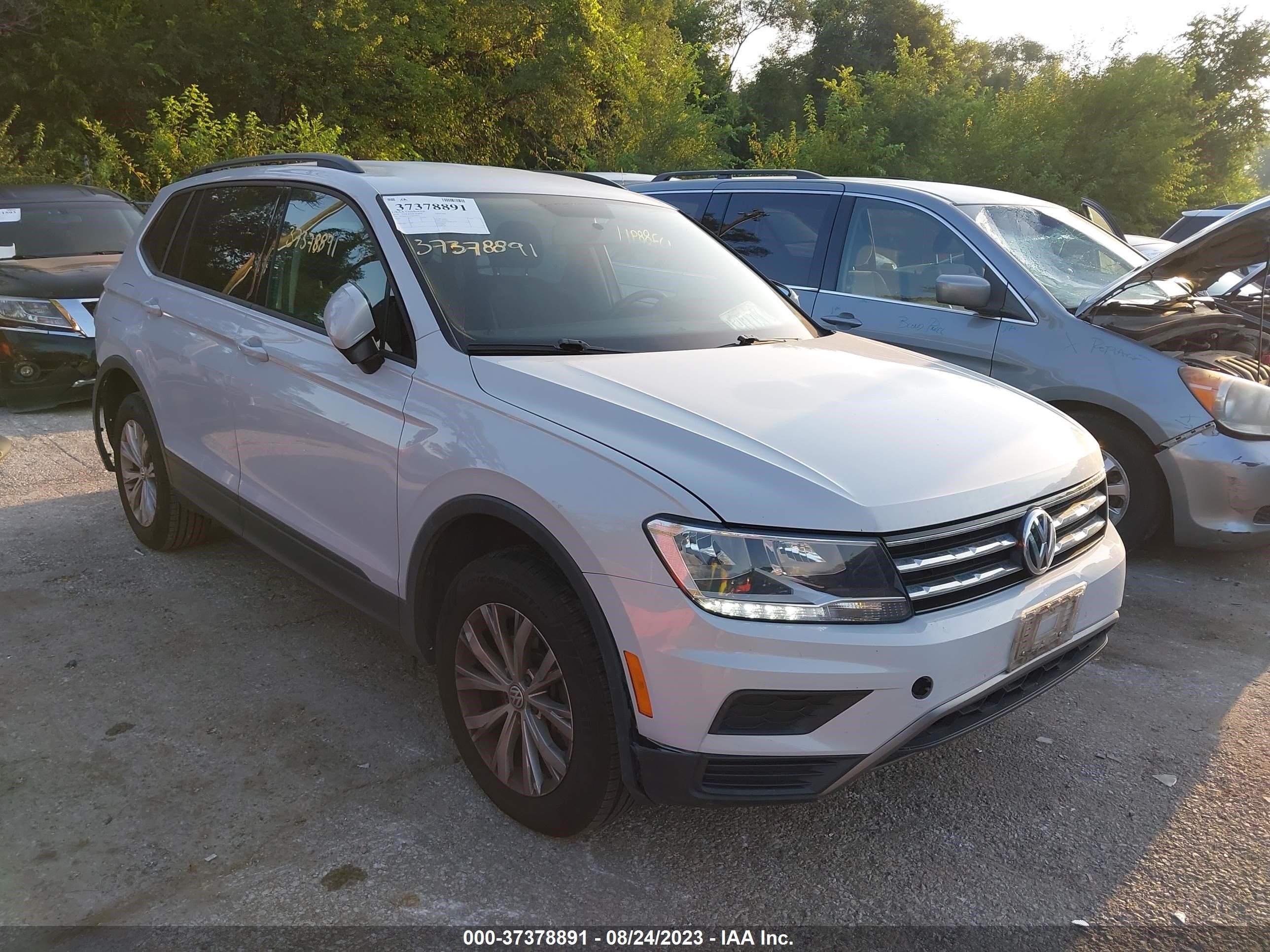 Photo 0 VIN: 3VV0B7AX1JM078933 - VOLKSWAGEN TIGUAN 