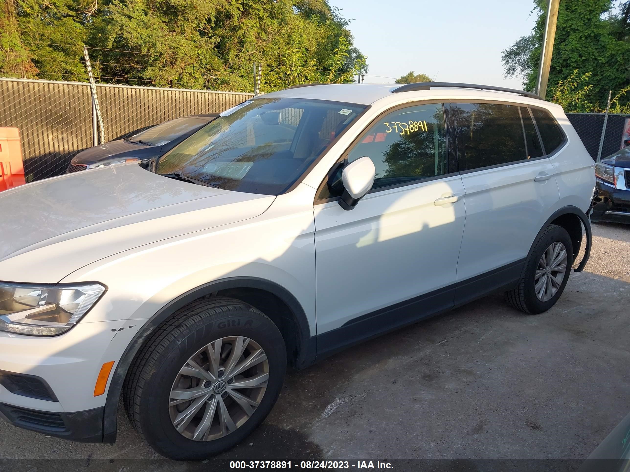 Photo 14 VIN: 3VV0B7AX1JM078933 - VOLKSWAGEN TIGUAN 