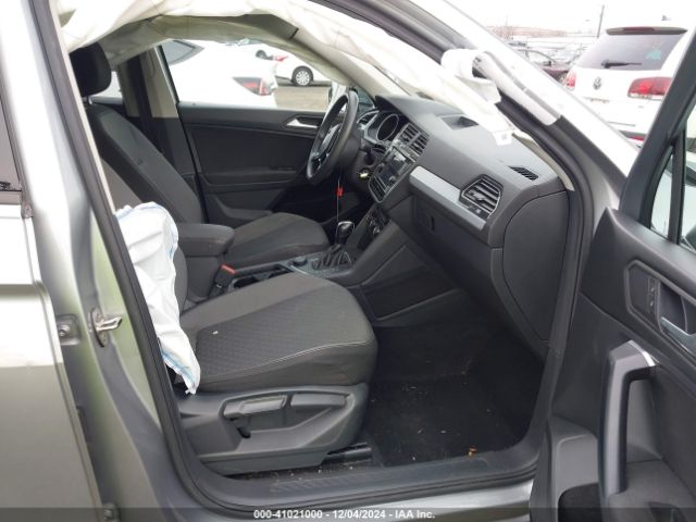 Photo 4 VIN: 3VV0B7AX2MM041992 - VOLKSWAGEN TIGUAN 