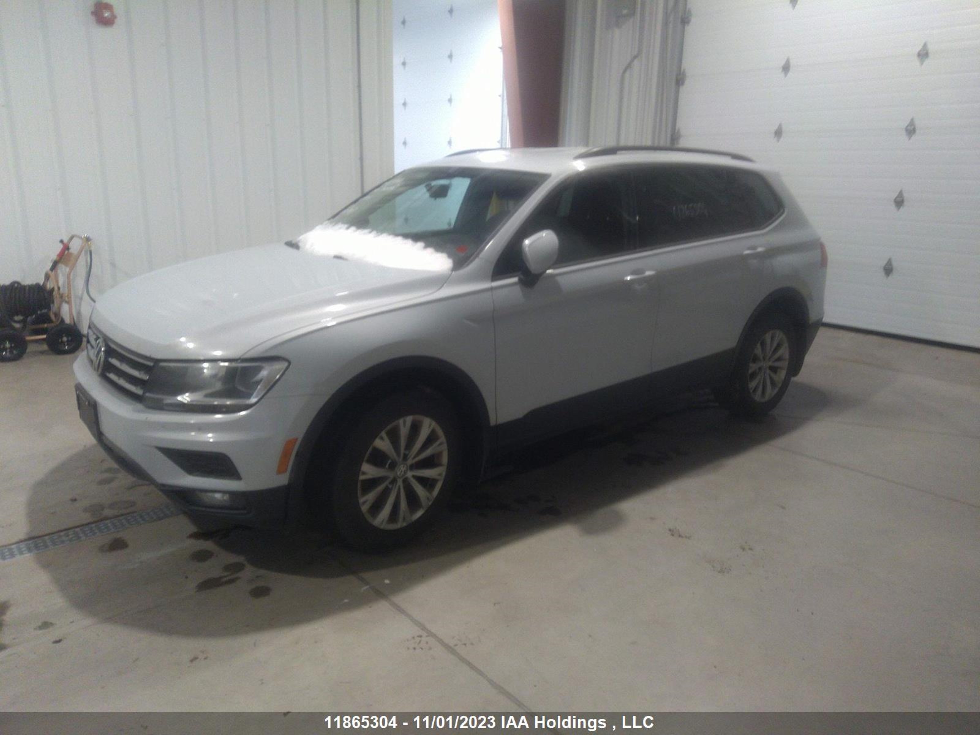 Photo 1 VIN: 3VV0B7AX3JM007913 - VOLKSWAGEN TIGUAN 