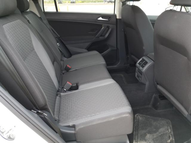 Photo 5 VIN: 3VV0B7AX3KM147820 - VOLKSWAGEN TIGUAN S 