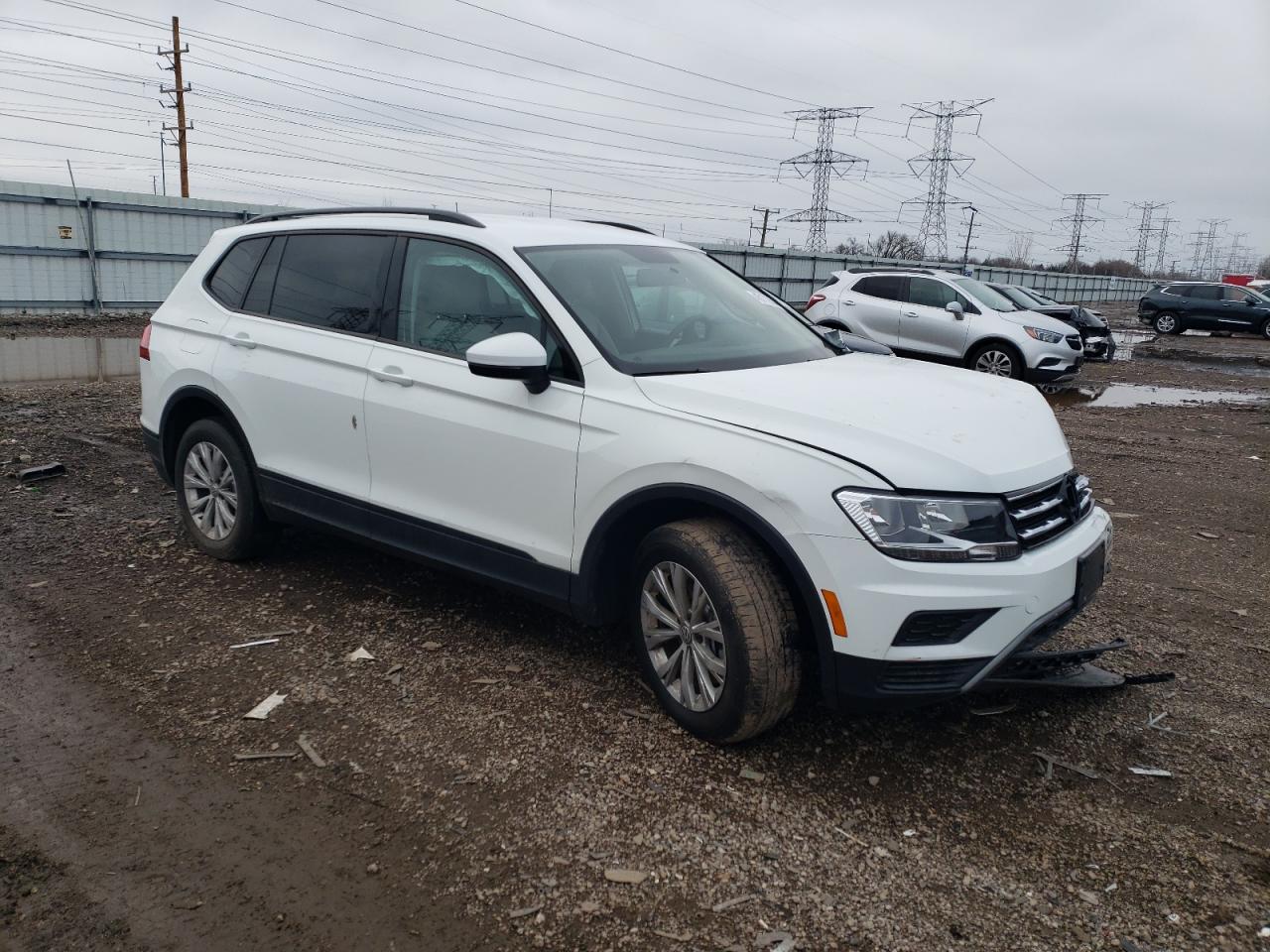 Photo 3 VIN: 3VV0B7AX4JM118762 - VOLKSWAGEN TIGUAN 