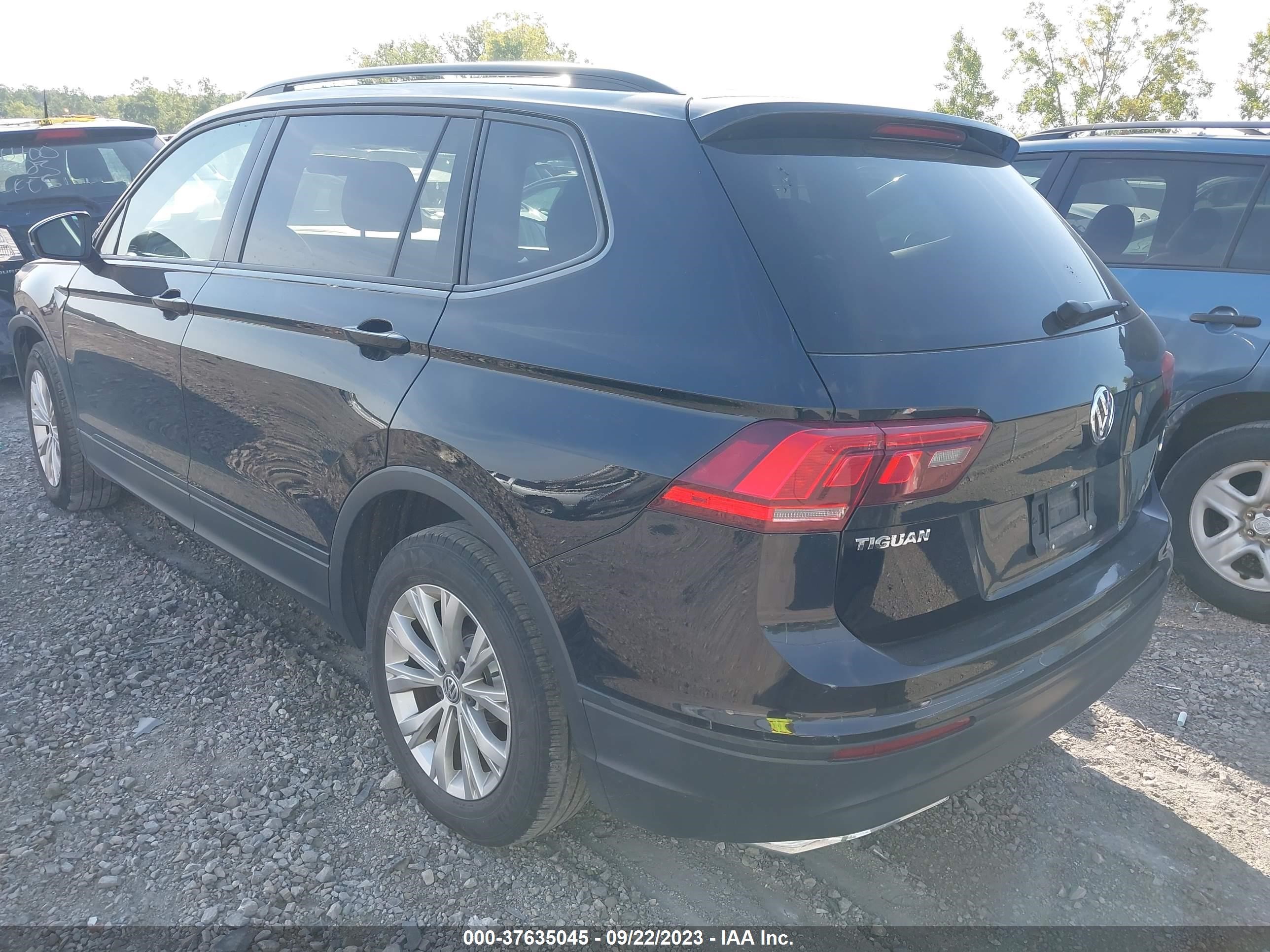 Photo 2 VIN: 3VV0B7AX6JM028173 - VOLKSWAGEN TIGUAN 