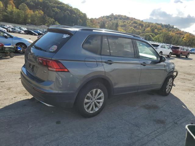 Photo 2 VIN: 3VV0B7AX6JM067278 - VOLKSWAGEN TIGUAN S 