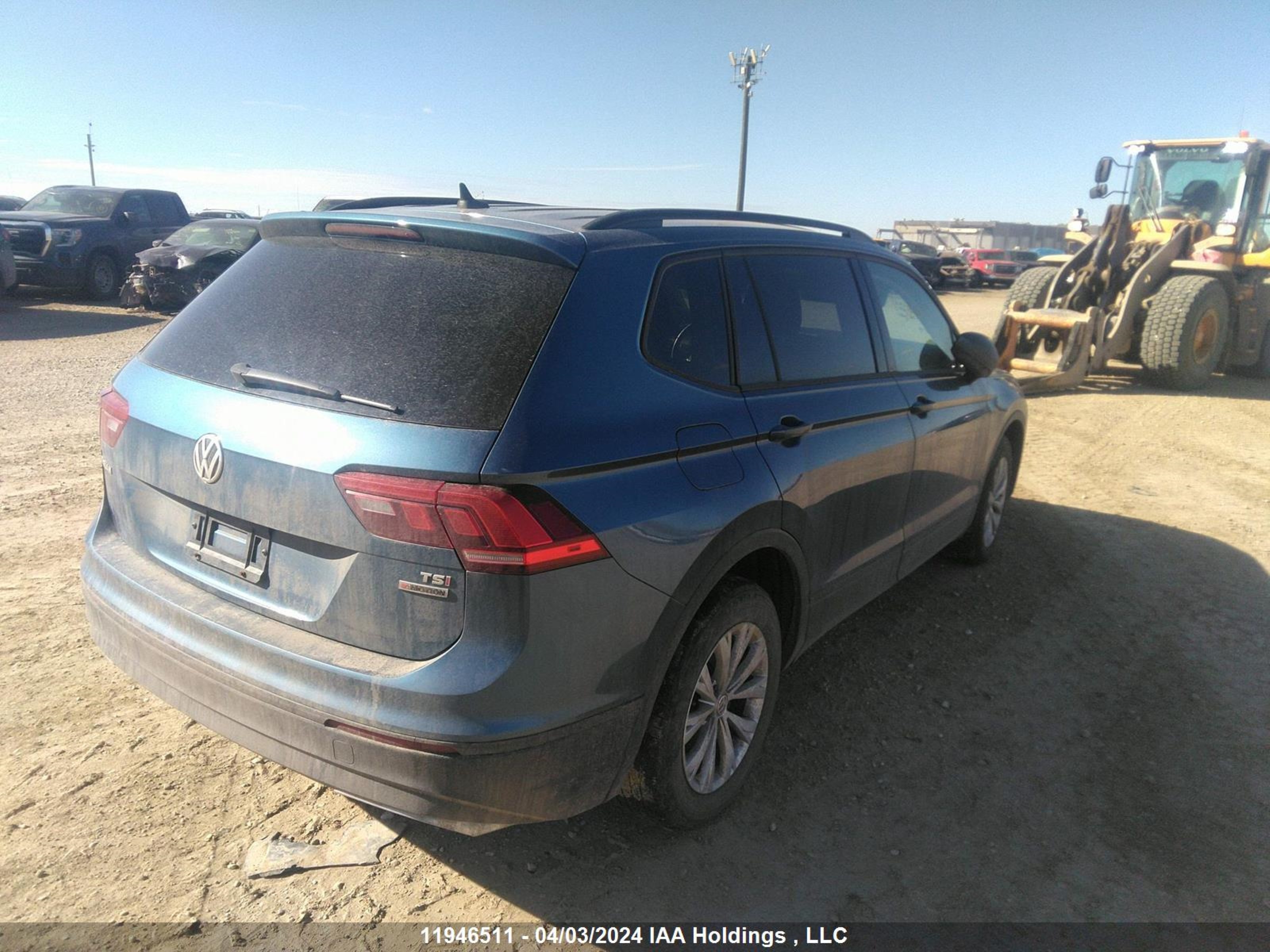 Photo 3 VIN: 3VV0B7AX6JM096201 - VOLKSWAGEN TIGUAN 