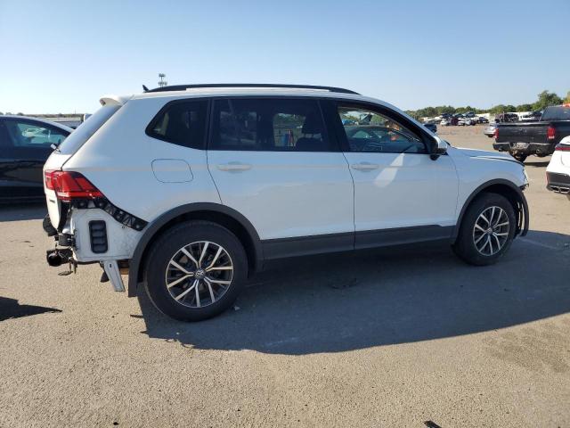 Photo 2 VIN: 3VV0B7AX6MM006825 - VOLKSWAGEN TIGUAN S 