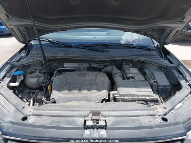 Photo 9 VIN: 3VV0B7AX7JM011317 - VOLKSWAGEN TIGUAN 