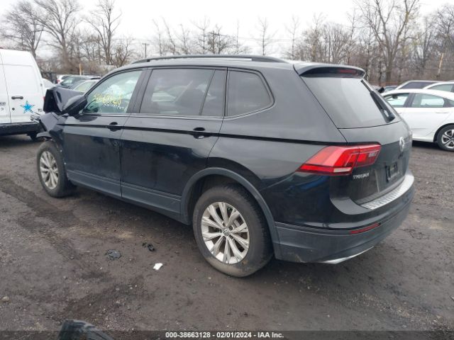 Photo 2 VIN: 3VV0B7AX8JM070201 - VOLKSWAGEN TIGUAN 