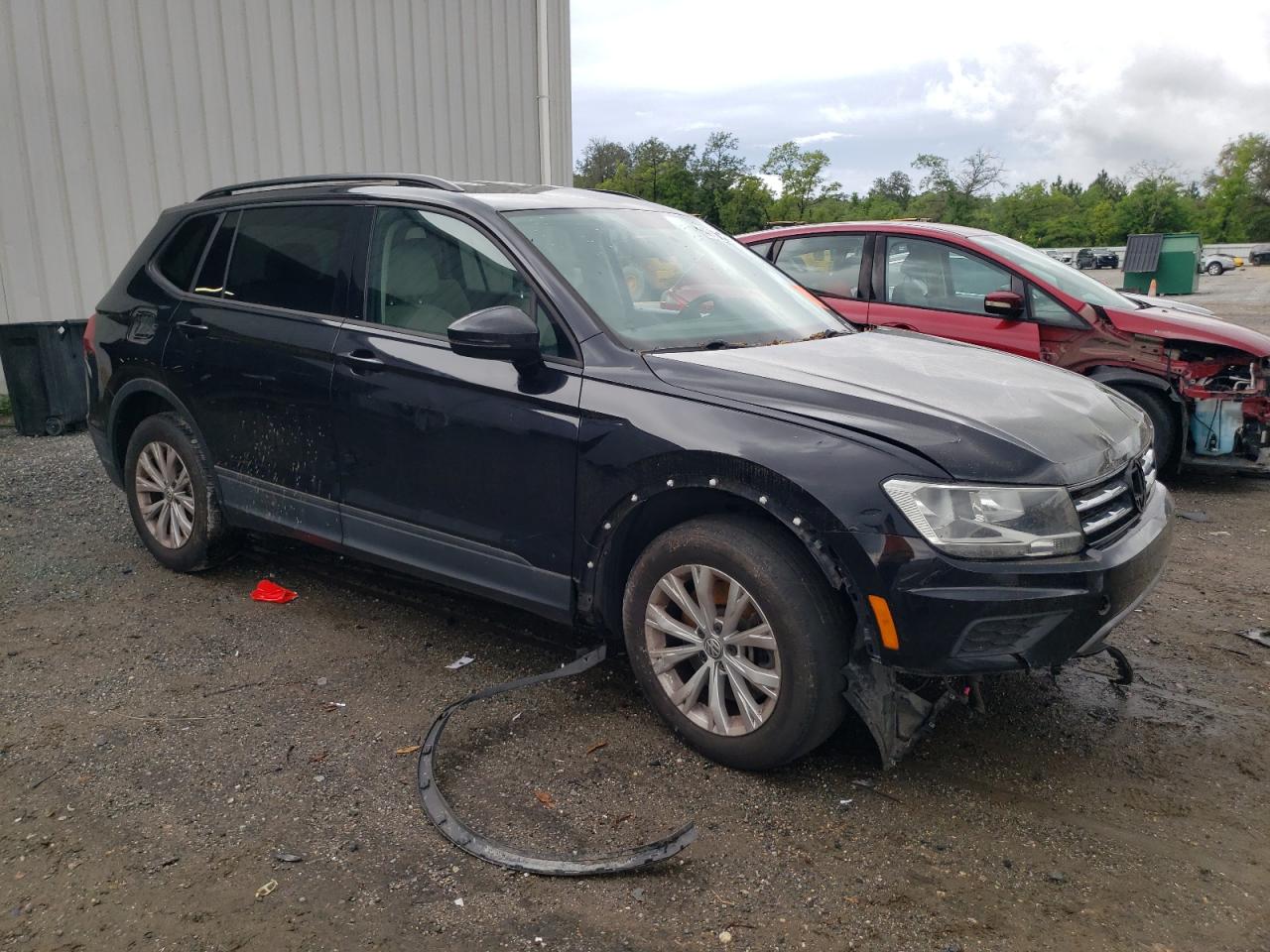 Photo 3 VIN: 3VV0B7AX8JM125049 - VOLKSWAGEN TIGUAN 