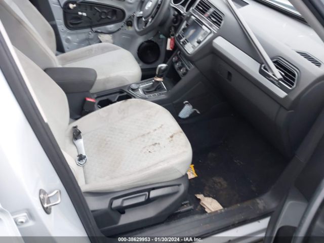 Photo 4 VIN: 3VV0B7AX9JM025588 - VOLKSWAGEN TIGUAN 