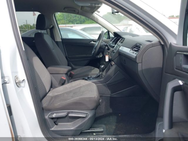 Photo 4 VIN: 3VV0B7AX9JM059479 - VOLKSWAGEN TIGUAN 