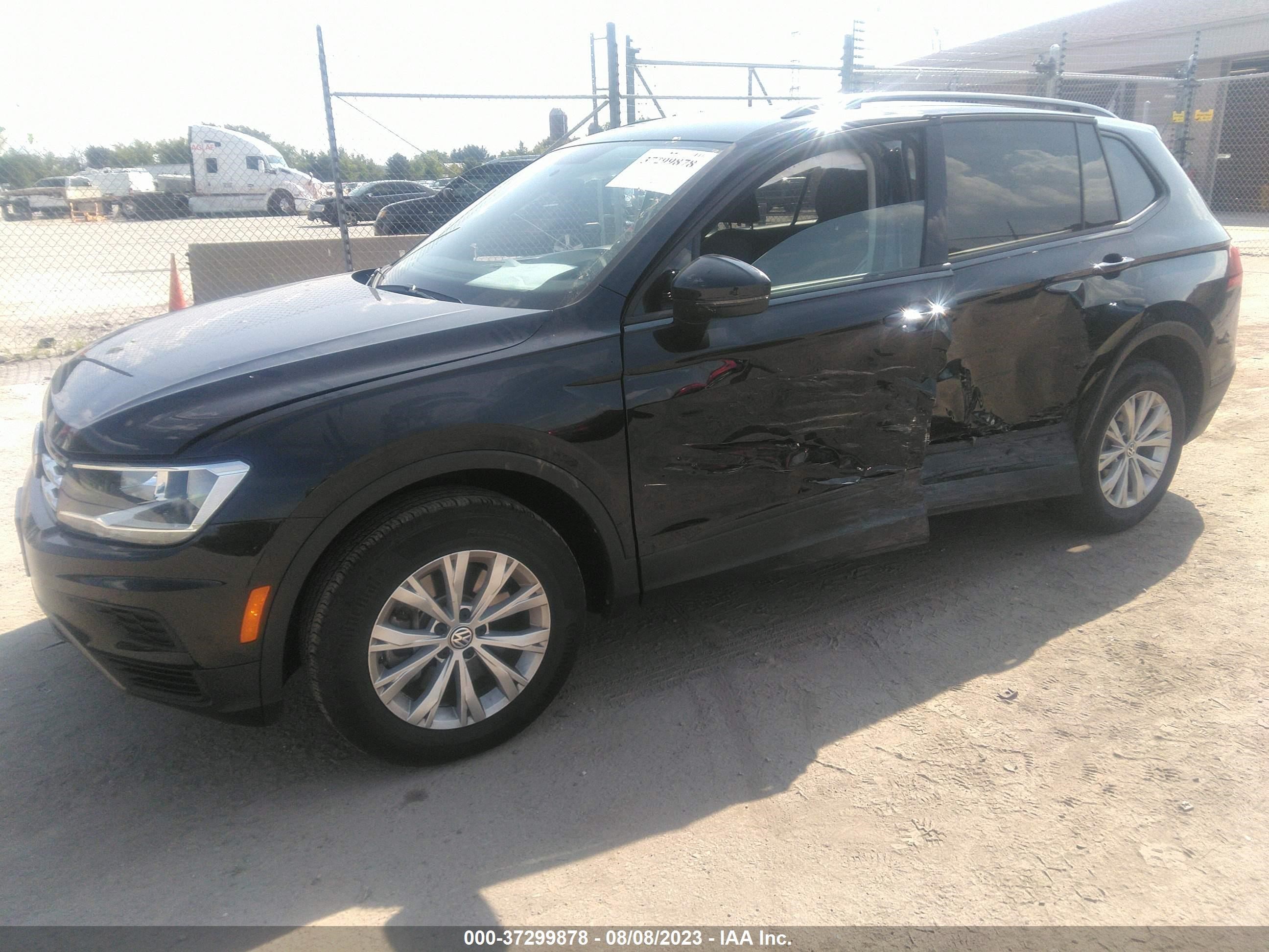 Photo 1 VIN: 3VV0B7AXXKM040490 - VOLKSWAGEN TIGUAN 