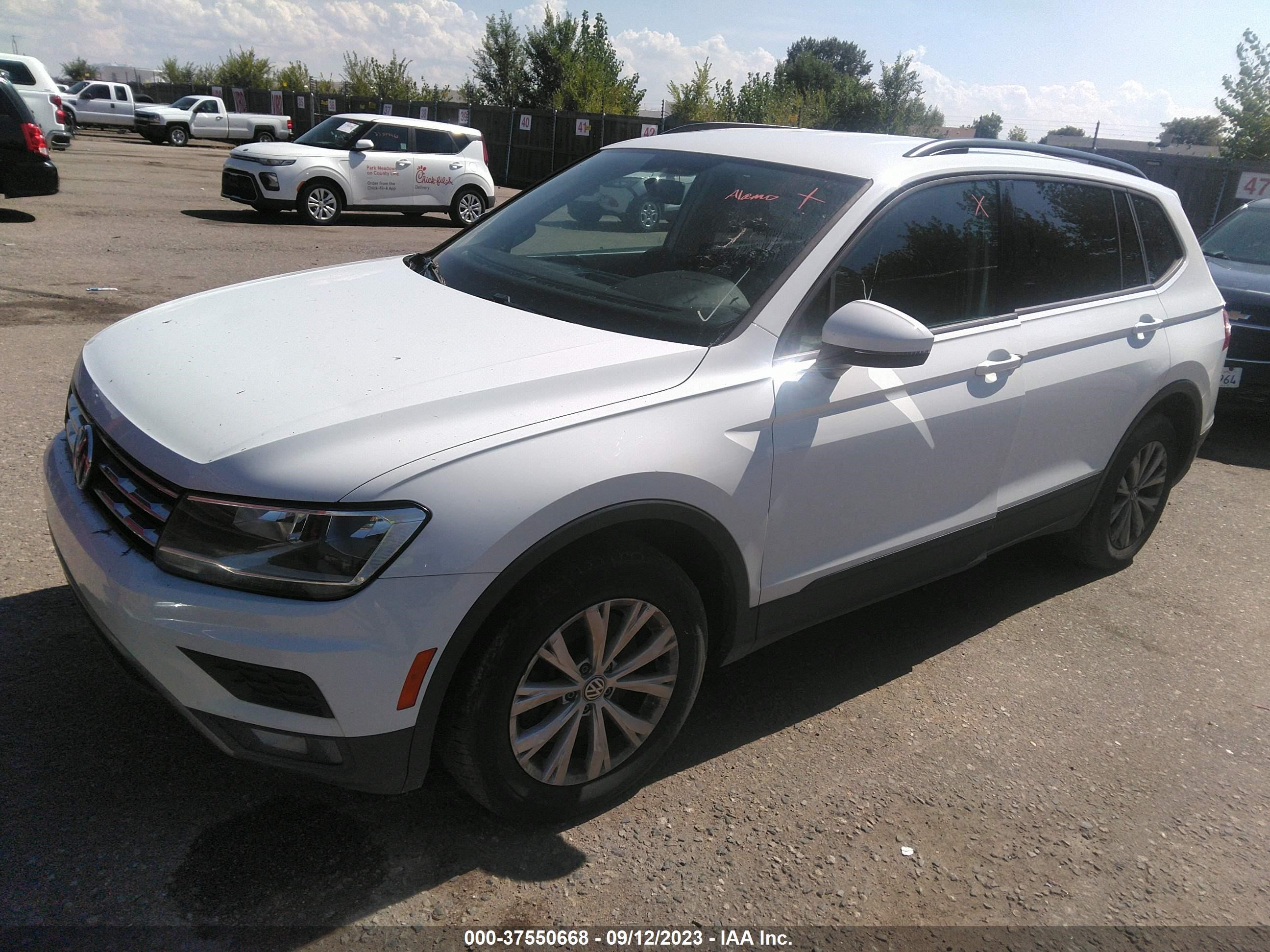 Photo 1 VIN: 3VV1B7AX0JM026634 - VOLKSWAGEN TIGUAN 