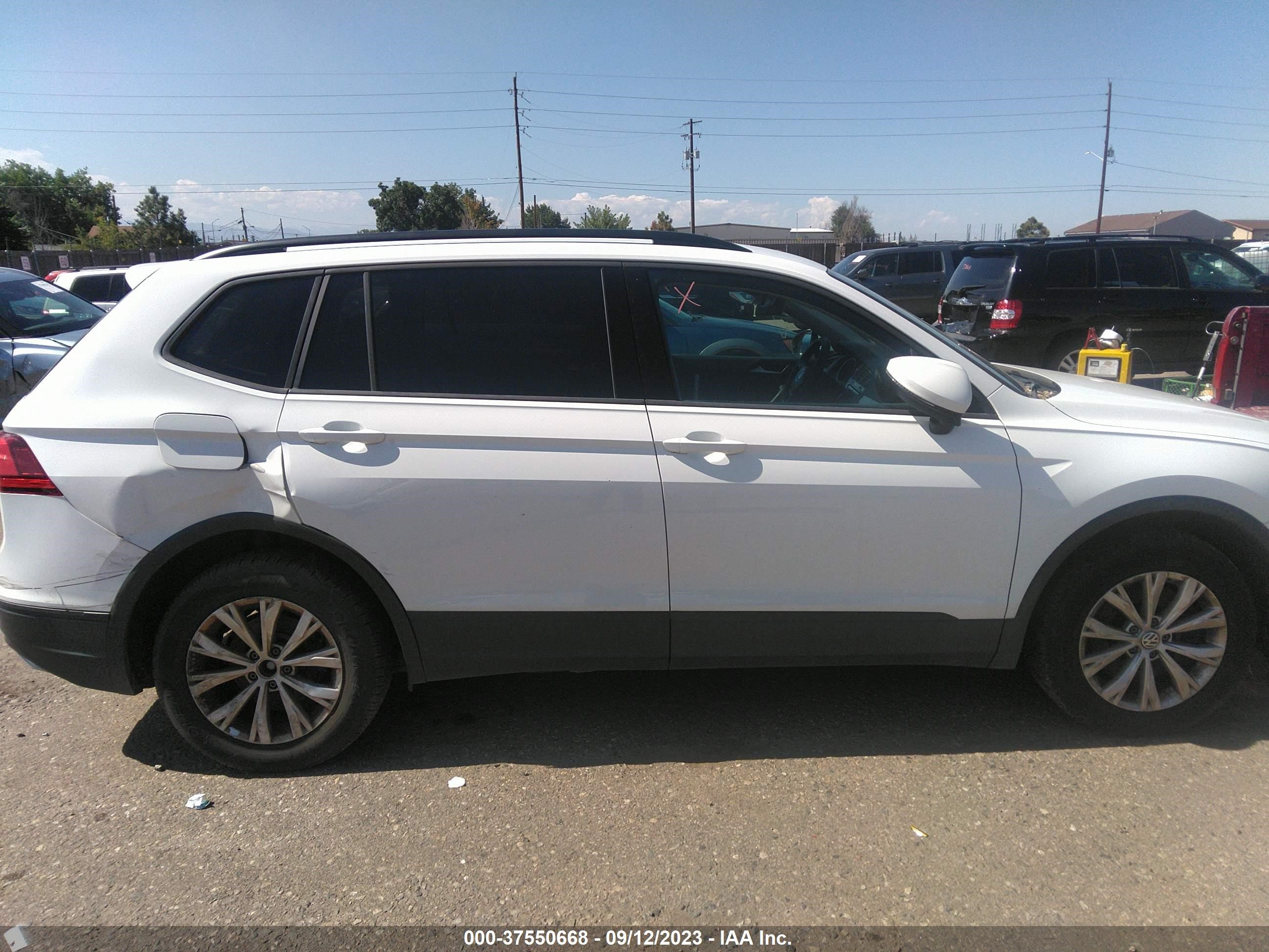 Photo 12 VIN: 3VV1B7AX0JM026634 - VOLKSWAGEN TIGUAN 