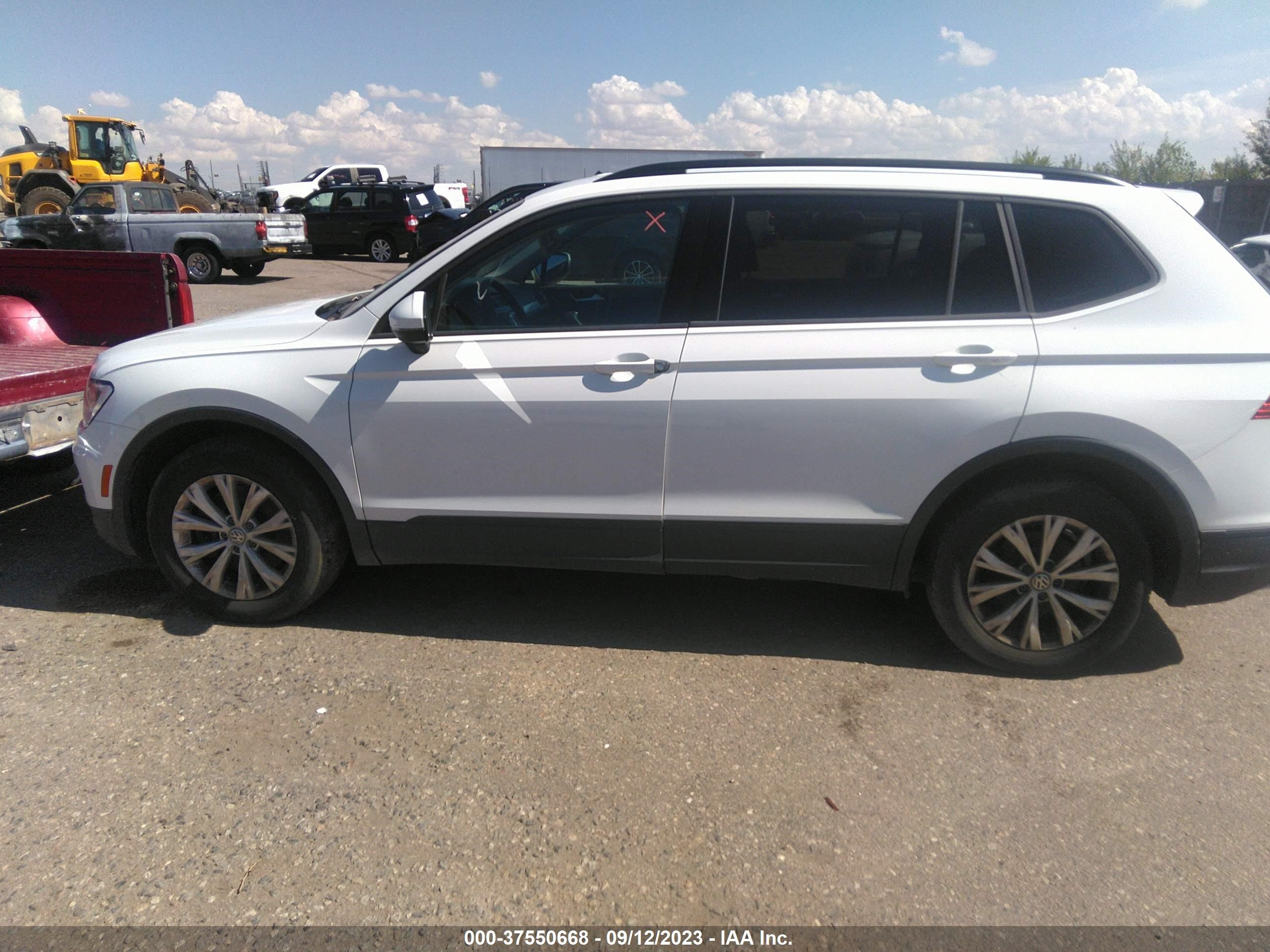 Photo 13 VIN: 3VV1B7AX0JM026634 - VOLKSWAGEN TIGUAN 